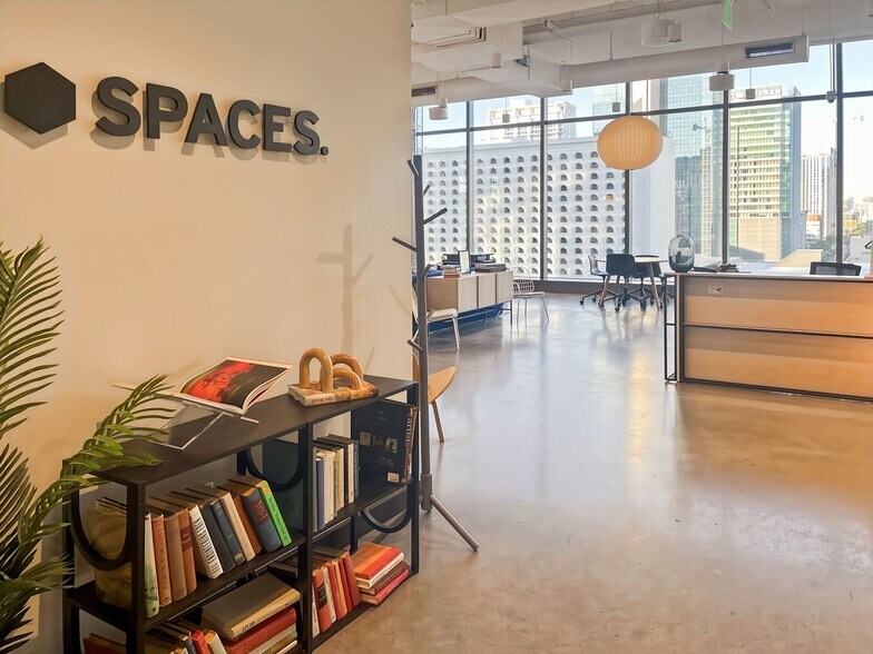 More Photos Of 101 E Washington St, Phoenix Coworking Space