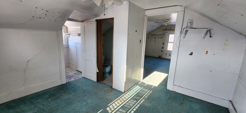 More Photos Of 125 Rockdale Rd, Follansbee Flex For Sale