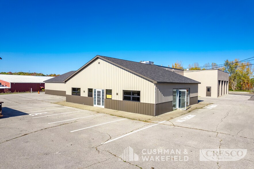 More Photos Of 500 Center St, Chardon Auto Repair For Sale