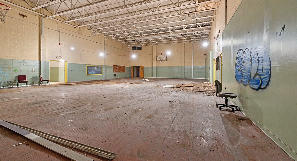 More Photos Of 200 N Central Ave, Baltimore Schools For Sale