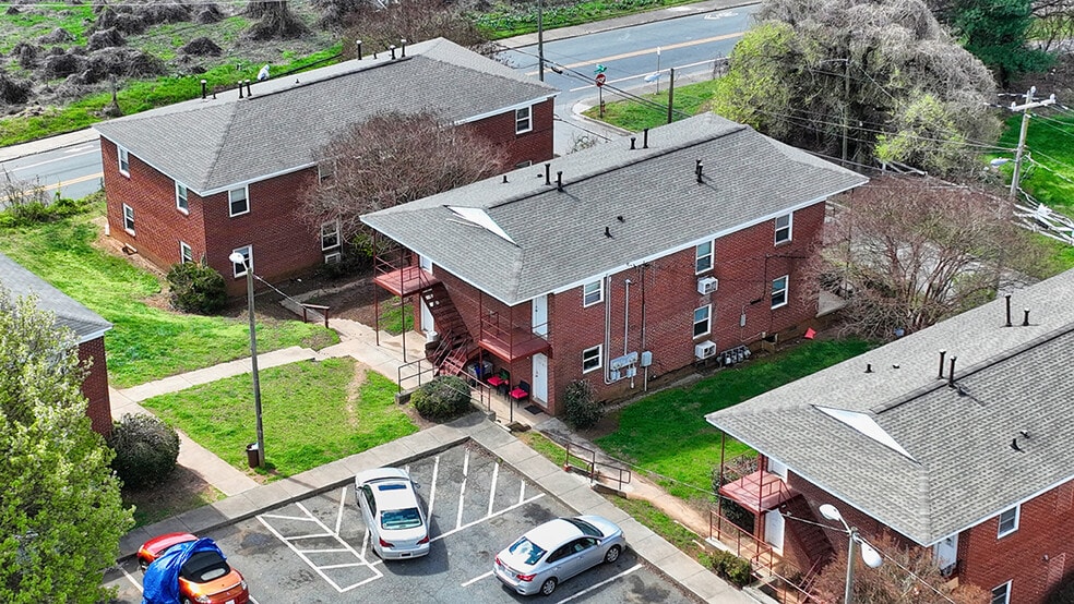 More Photos Of 1311 N Main St, Winston-Salem Apartments For Sale