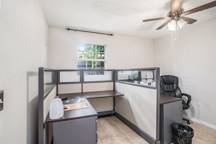 More Photos Of 329 Pauls Dr, Brandon Office Residential For Sale