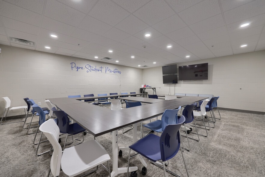 More Photos Of 121 Walnut Hill Rd, Millersville Religious Facility For Sale