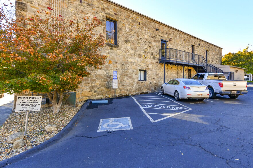 More Photos Of 1417 Railroad Ave, Saint Helena Medical For Sale