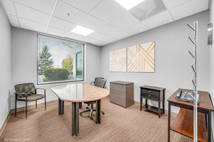 More Photos Of 18927 Hickory Creek Dr, Mokena Office For Lease