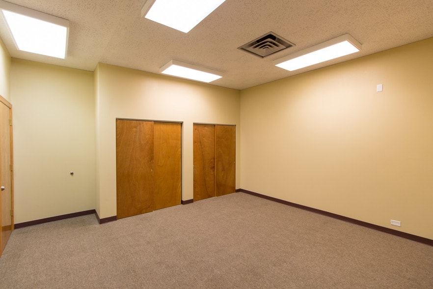 More Photos Of 2055 Garrett Way, Pocatello Office For Lease