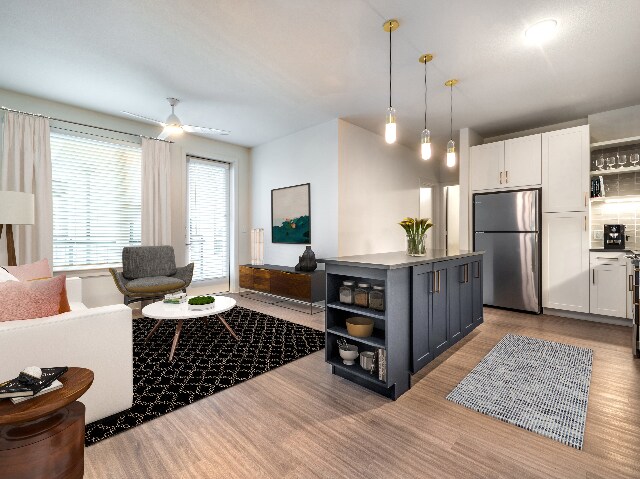 More Photos Of 411 W Commerce St, Dallas Apartments For Lease