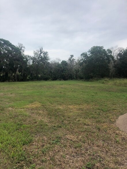 More Photos Of 153 S US Highway 1, Oak Hill Auto Repair For Sale