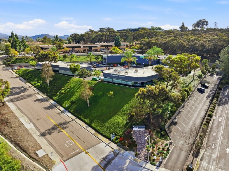 More Photos Of 11245 W Bernardo Ct, San Diego Unknown For Lease