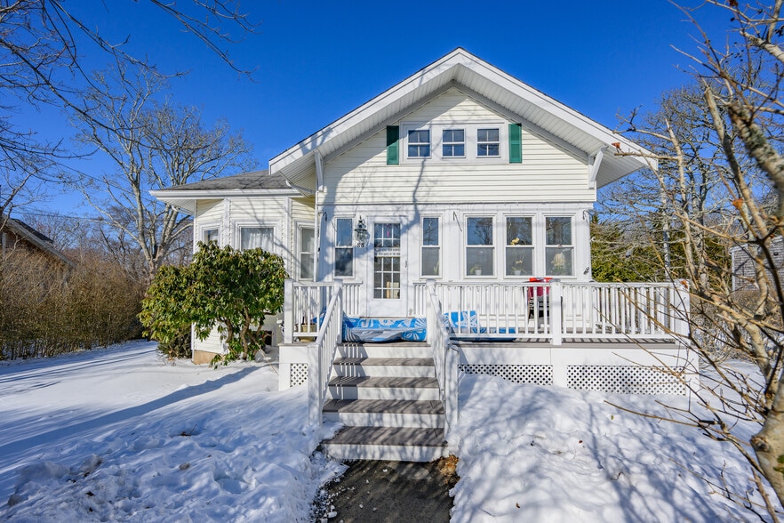 More Photos Of 88, 86A, & 86B MA-6A, Orleans Apartments For Sale