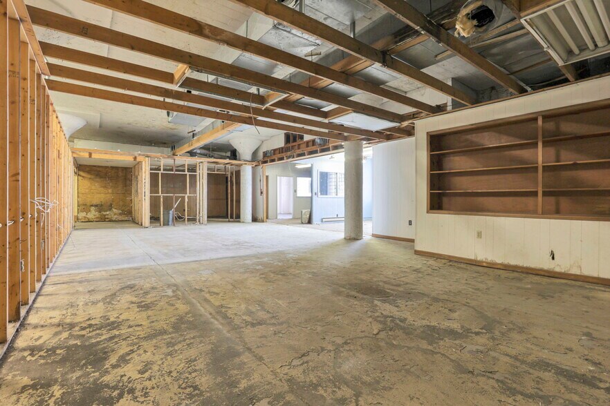 More Photos Of 435 N Elizabeth St, Lima Warehouse For Sale