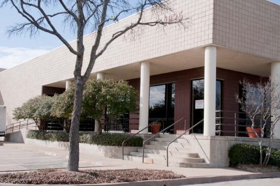 More Photos Of 1825 E Plano Pky, Plano Light Manufacturing For Lease
