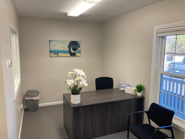 More Photos Of 123 Elm St, Old Saybrook Medical For Sale