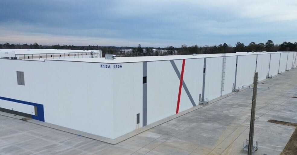 More Photos Of 115 Parkway Dr, Rincon Unknown For Lease