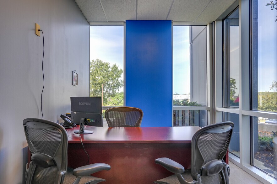 More Photos Of 6515 Ameriplex Dr, Portage Warehouse For Lease