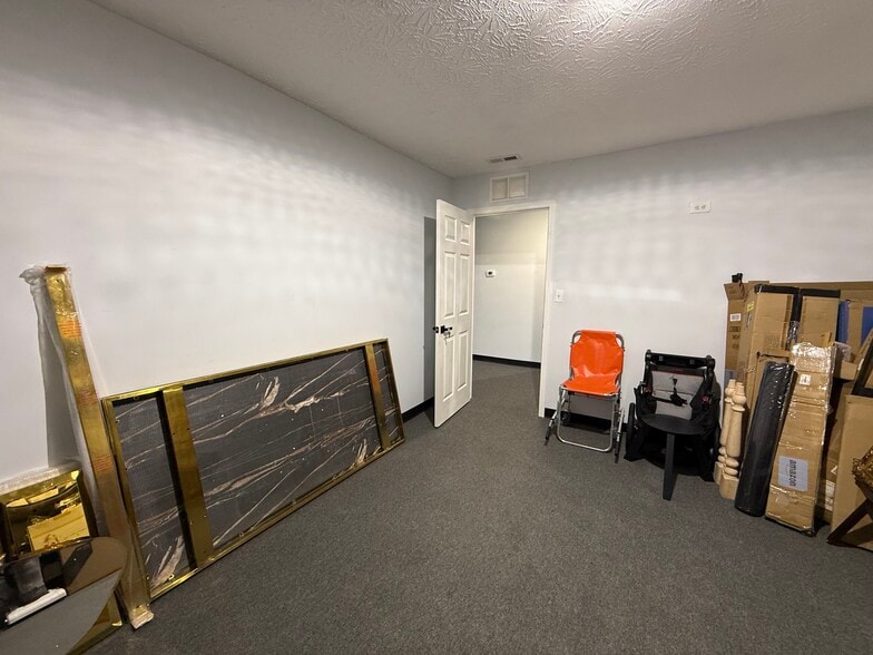 More Photos Of 5900 N Dixie Dr, Dayton Flex For Sale