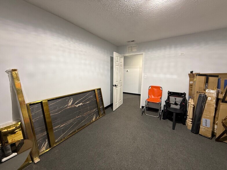 More Photos Of 5900 N Dixie Dr, Dayton Warehouse For Sale