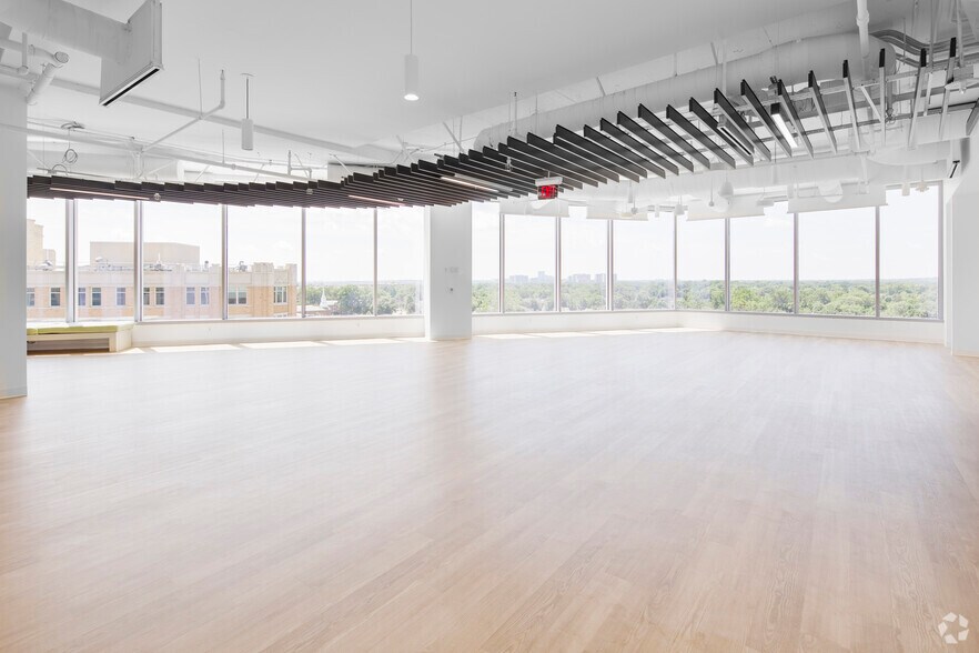 Photo of 9th Floor Ste 900