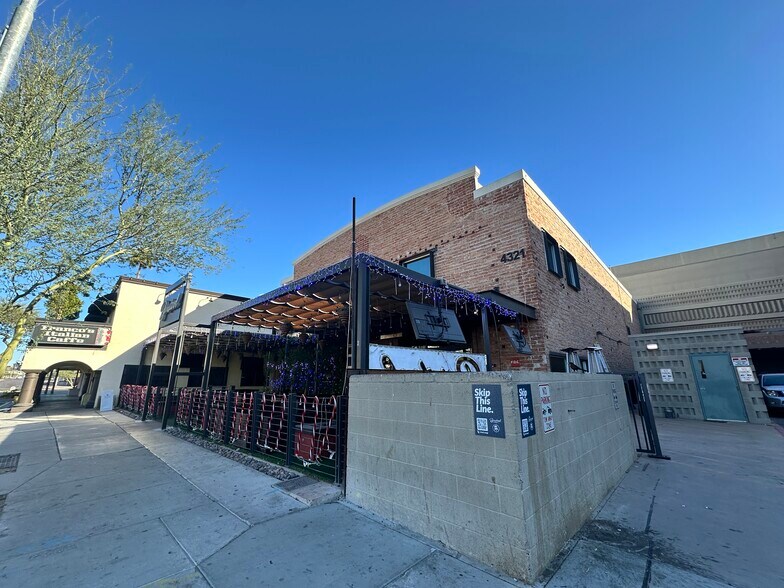 More Photos Of 4321 N Scottsdale Rd, Scottsdale Restaurant For Sale