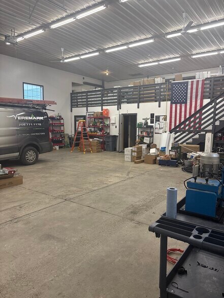 More Photos Of 866-870 W Hayden Ave, Hayden Office For Lease