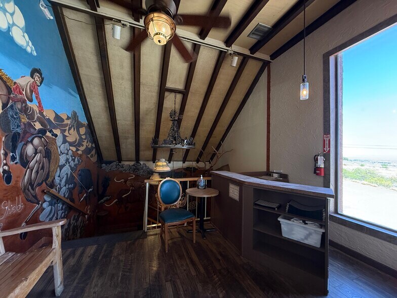 More Photos Of 7600 Alabama St, El Paso Restaurant For Sale