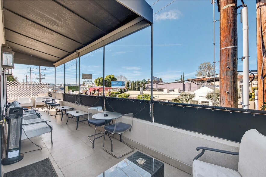 More Photos Of 910 N La Cienega Blvd, Los Angeles Storefront Retail Office For Sale