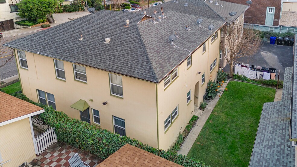 More Photos Of 4123 Ocean View Blvd, Montrose Apartments For Sale