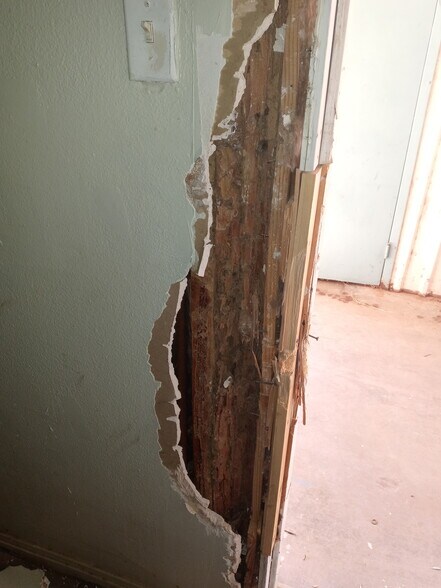 More Photos Of 774 US Highway 80 East, Abilene Hotel For Sale