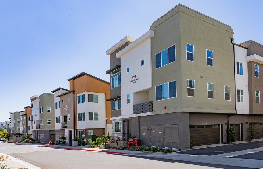 More Photos Of 101 Chamomile Gln, Escondido Apartments For Lease