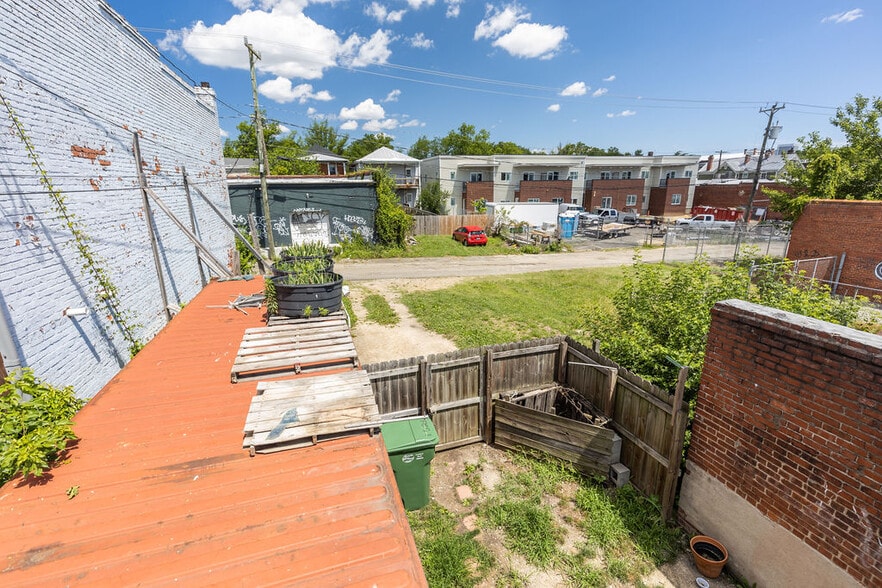 More Photos Of 1521 Hull St, Richmond Storefront Retail Residential For Sale