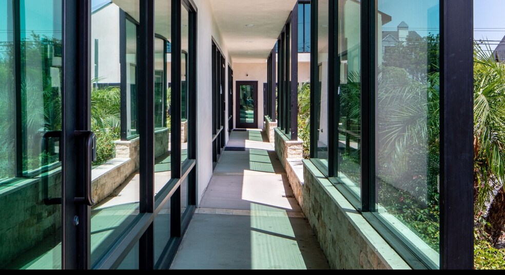 More Photos Of 18093 Prairie Ave, Torrance Office For Lease
