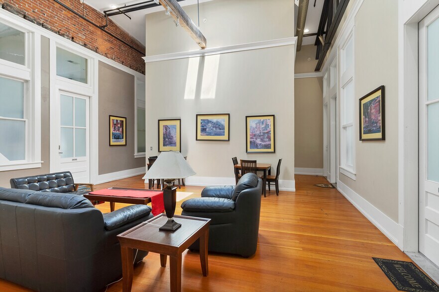 More Photos Of 145 Liberty St NE, Salem Apartments For Sale