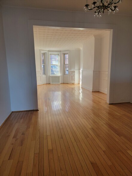 More Photos Of 419 36th St, Brooklyn Multifamily For Sale
