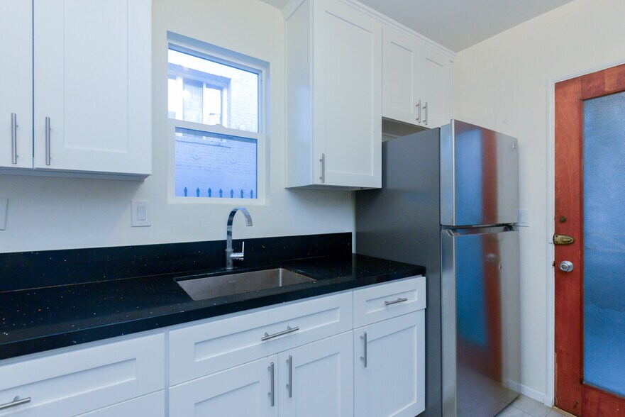 More Photos Of 3520-3530 W 5th St, Los Angeles Apartments For Sale
