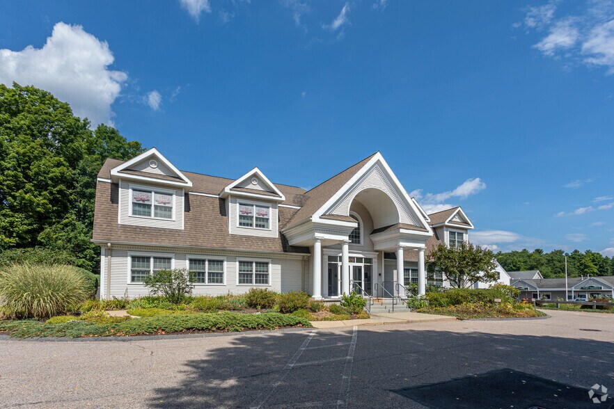 More Photos Of 479 Washington St, Holliston Medical For Lease