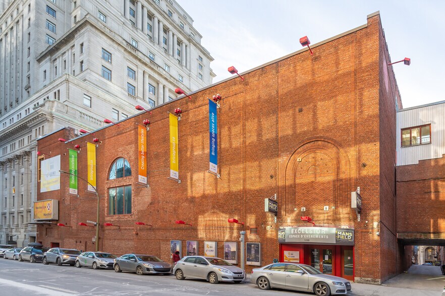 More Photos Of 1228 Mansfield, Montréal Apartments For Lease