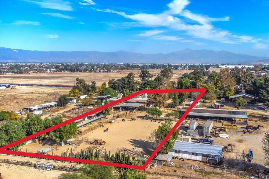 More Photos Of 11138 Laurel Ave, Bloomington Land For Sale