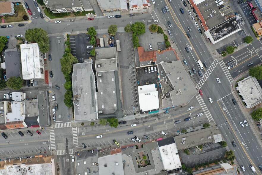 More Photos Of 16 W 25th Ave, San Mateo Convenience Store For Sale