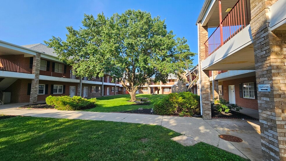 More Photos Of 14300 Gallant Fox Ln, Bowie Medical For Sale