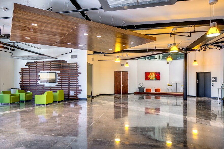 More Photos Of 1610 E Saint Andrew Pl, Santa Ana Office For Lease