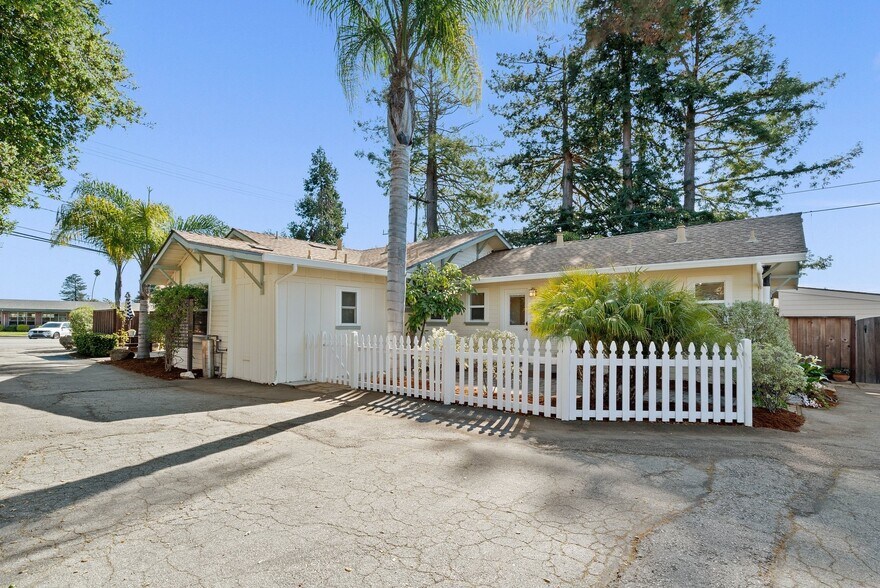More Photos Of 420 Capitola Road Ext, Santa Cruz Apartments For Sale