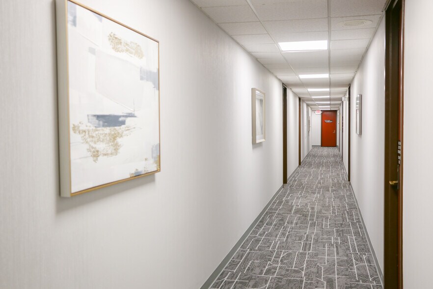 More Photos Of 6797 N High St, Worthington Unknown For Lease