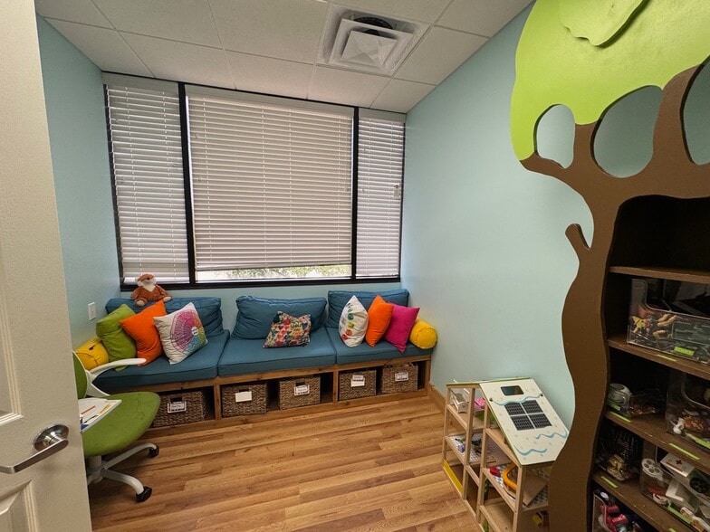 More Photos Of 12983 Southern Blvd, Loxahatchee Medical For Lease