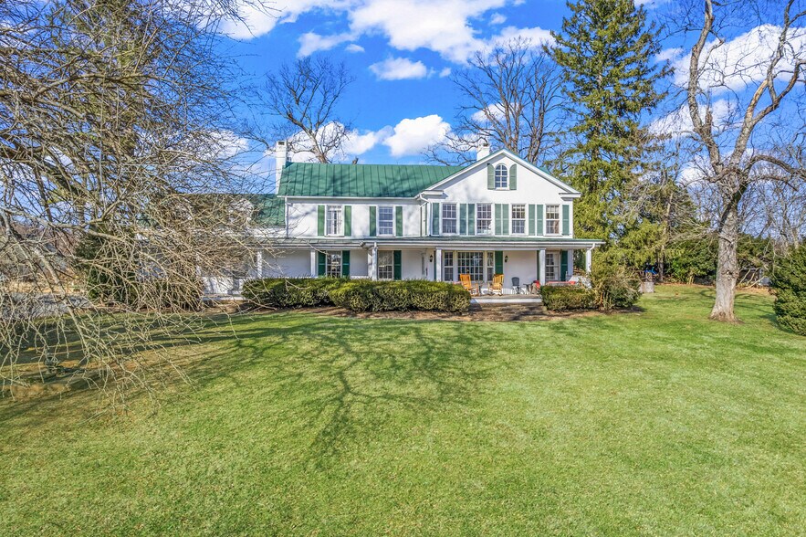 More Photos Of 23130 Briar Patch Ln, Middleburg Hospitality For Sale