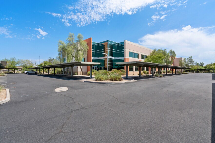 More Photos Of 19825 N 7th St, Phoenix Office For Sale