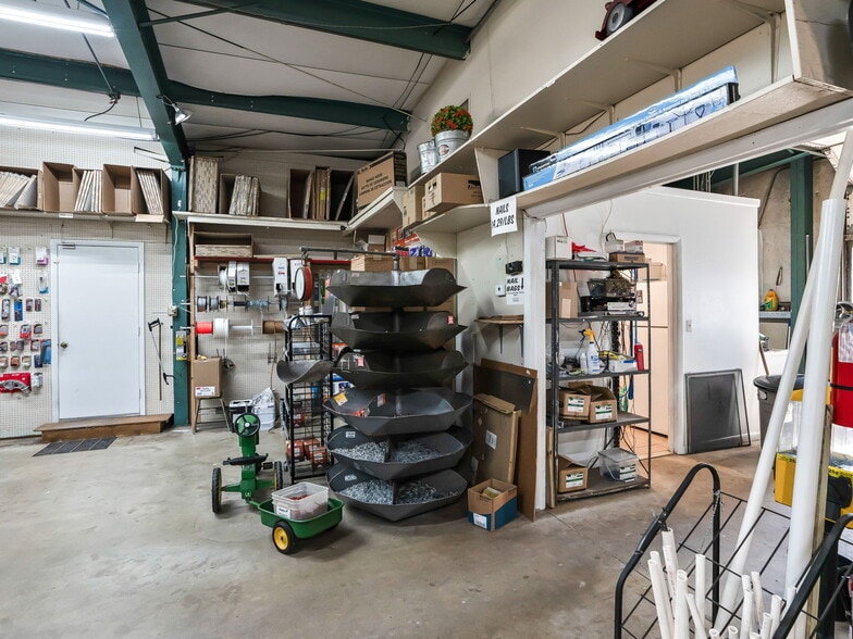 More Photos Of 9594 SE Maricamp Rd, Ocala Auto Repair For Sale