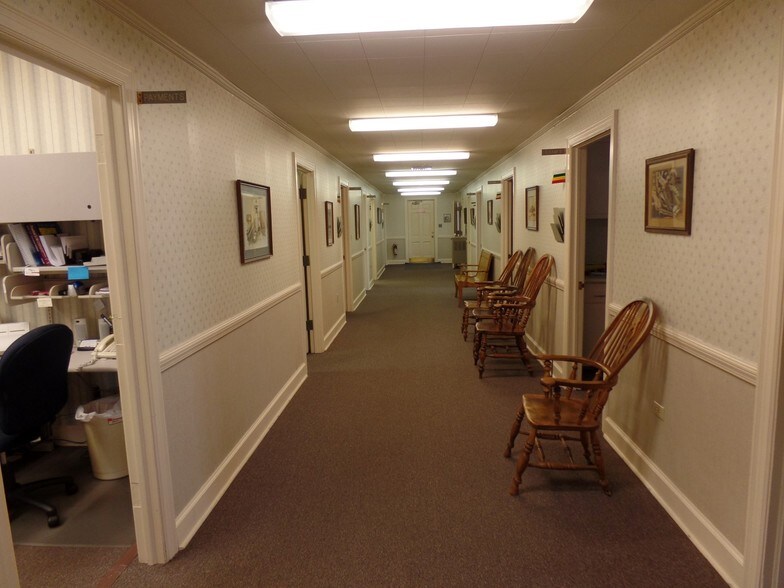 More Photos Of 316 E Harper St, Troy Medical For Sale