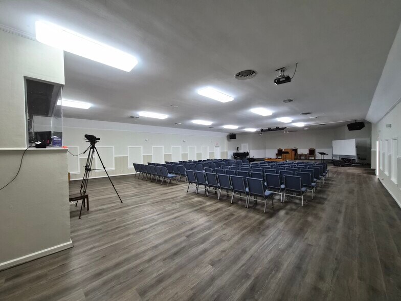 More Photos Of 1221 Dewey St, Houston Specialty For Sale