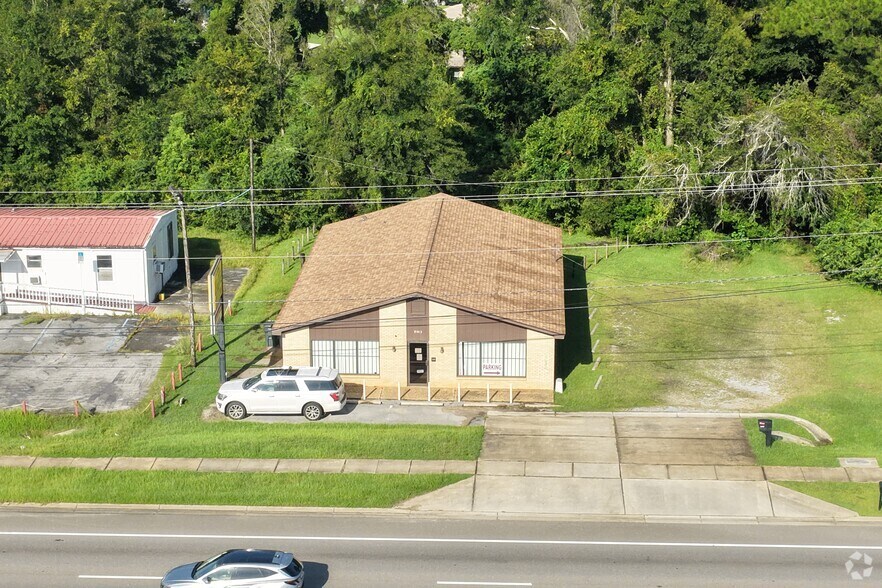 More Photos Of 8443 Pensacola Blvd, Pensacola Office For Lease