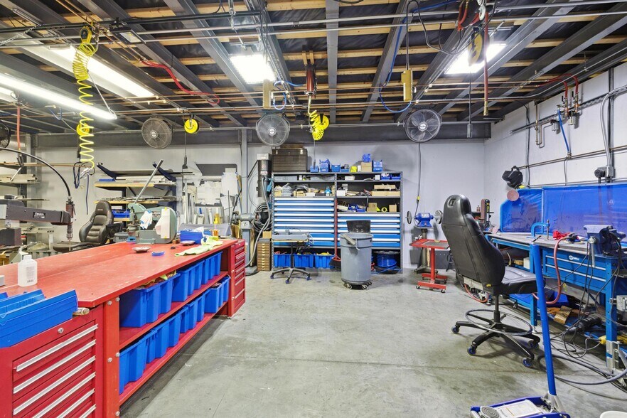 More Photos Of 3700-3718 SW 30th Ave, Fort Lauderdale Warehouse For Sale